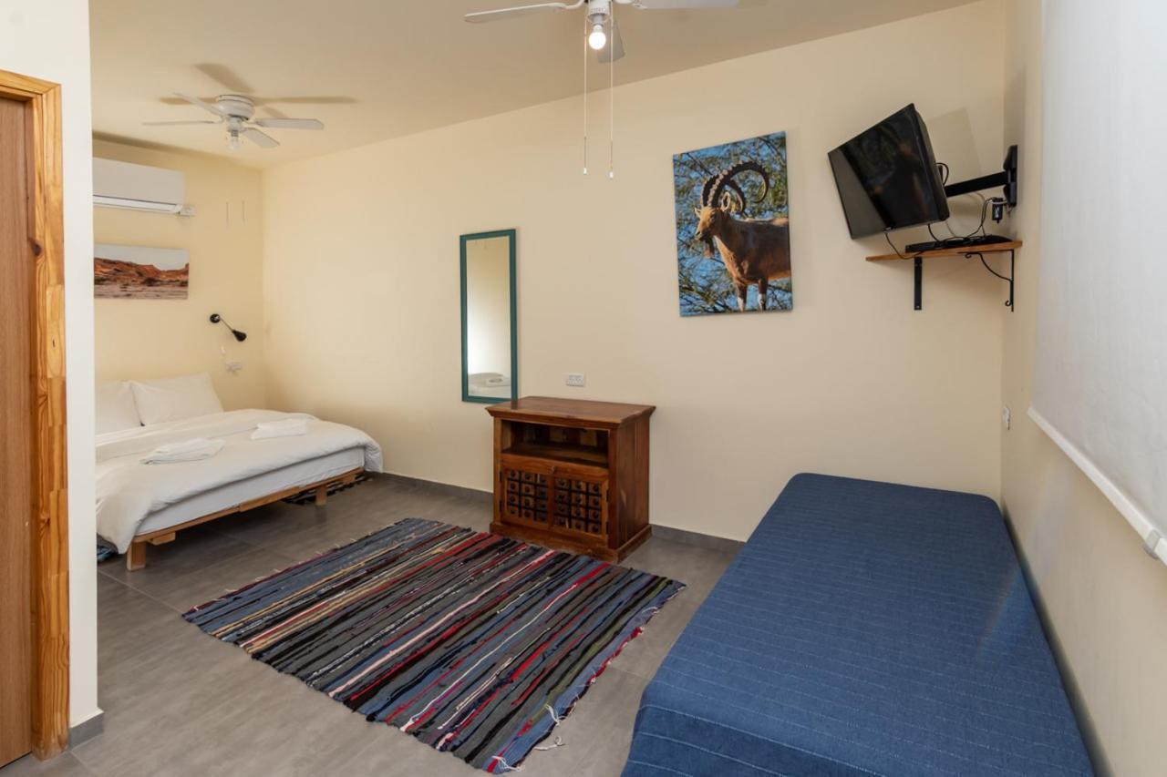 Desert Routes Inn Shvilim Ba Midbar Hazeva Экстерьер фото