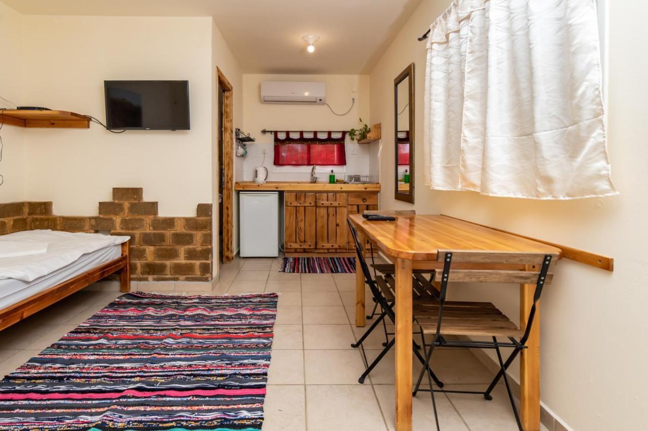 Desert Routes Inn Shvilim Ba Midbar Hazeva Экстерьер фото