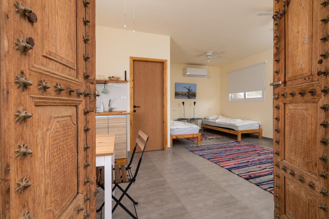 Desert Routes Inn Shvilim Ba Midbar Hazeva Экстерьер фото